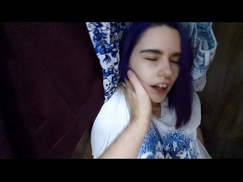 ❤️ Xwişka min di dolabê de dît û alîkariya wê kir Vîdyoyê qijk  li ku.eggporncomics.ru ️❤